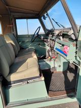 Land Rover Serie II - Land Rover mit Benzin-Antrieb: Ii