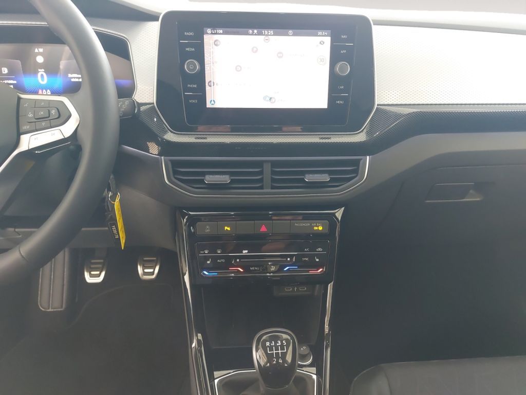 Fahrzeugabbildung Volkswagen T-Cross 1.0 TSI Life App Connect Navi