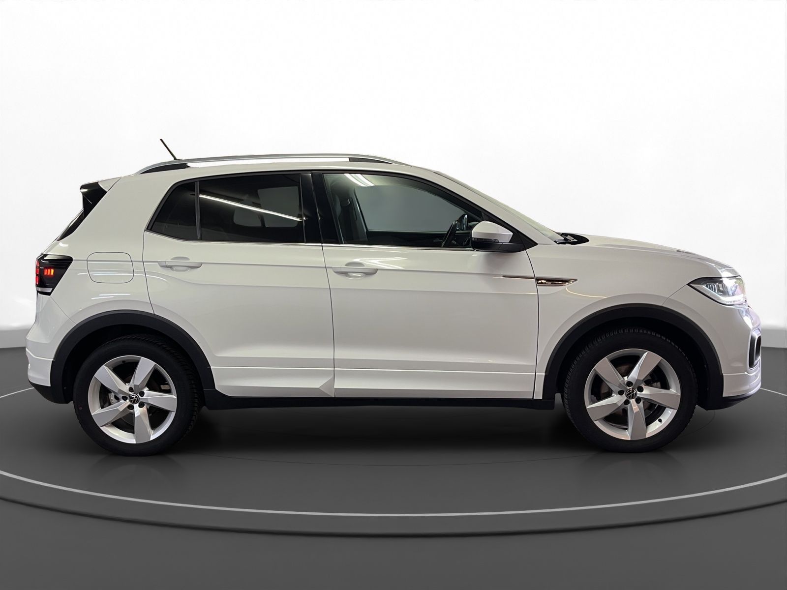 Volkswagen T-Cross - Bild 8