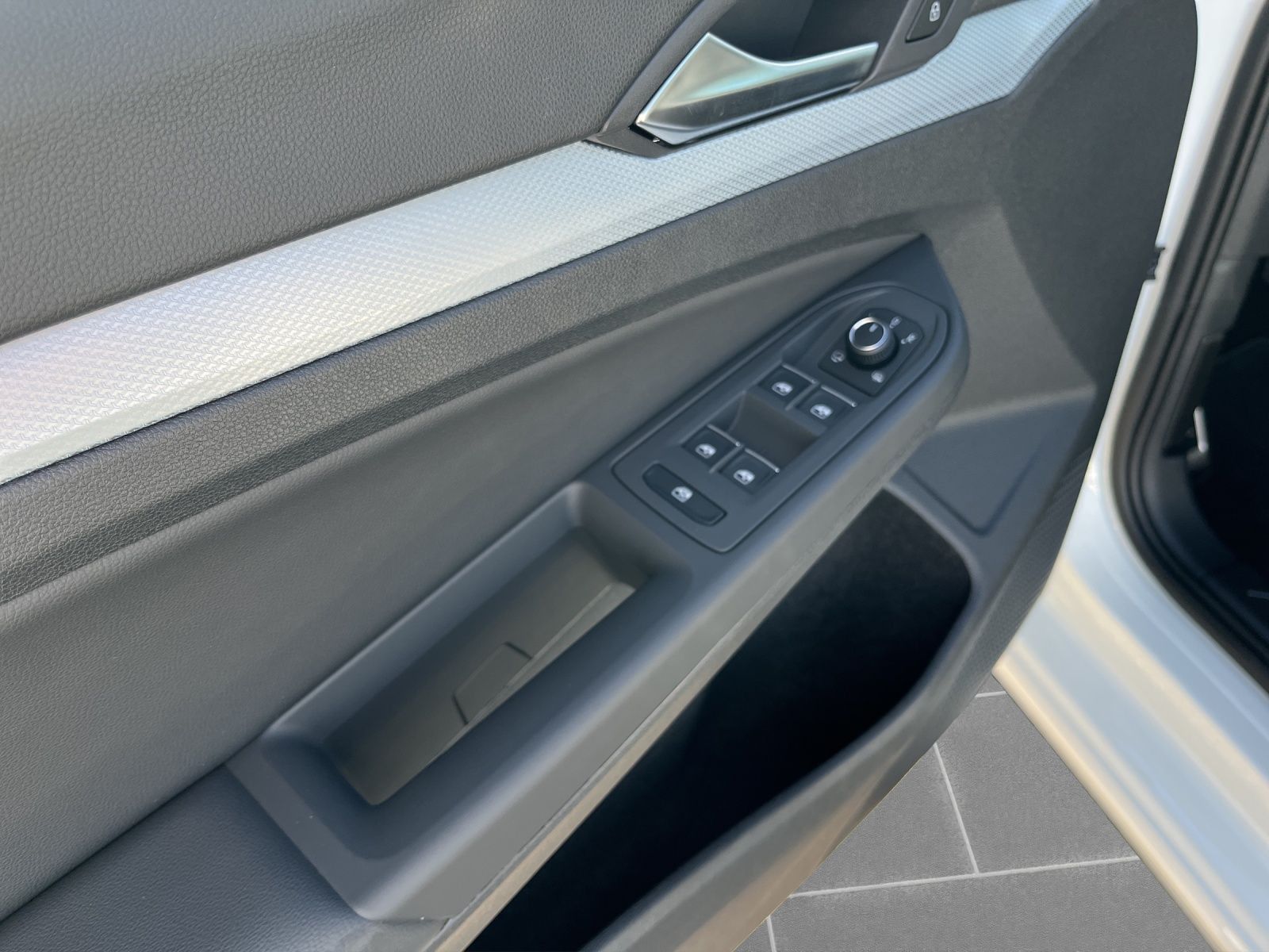 Volkswagen Golf - Bild 14