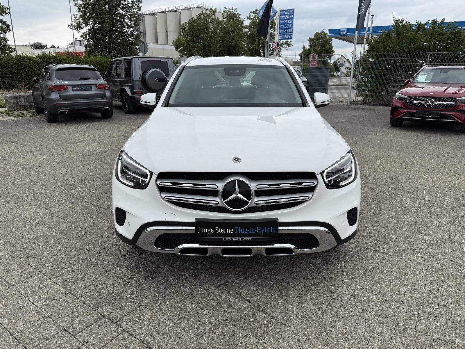 Mercedes-Benz GLC 300e Kamera Carplay Easy-P DAB SHZ Navi LED foto 3