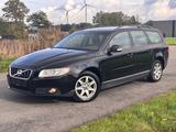Volvo V70 Kombi 2,0 D-Navi-Leder-Eur5- - gebrauchte Volvo V70 aus dem Jahr 2010