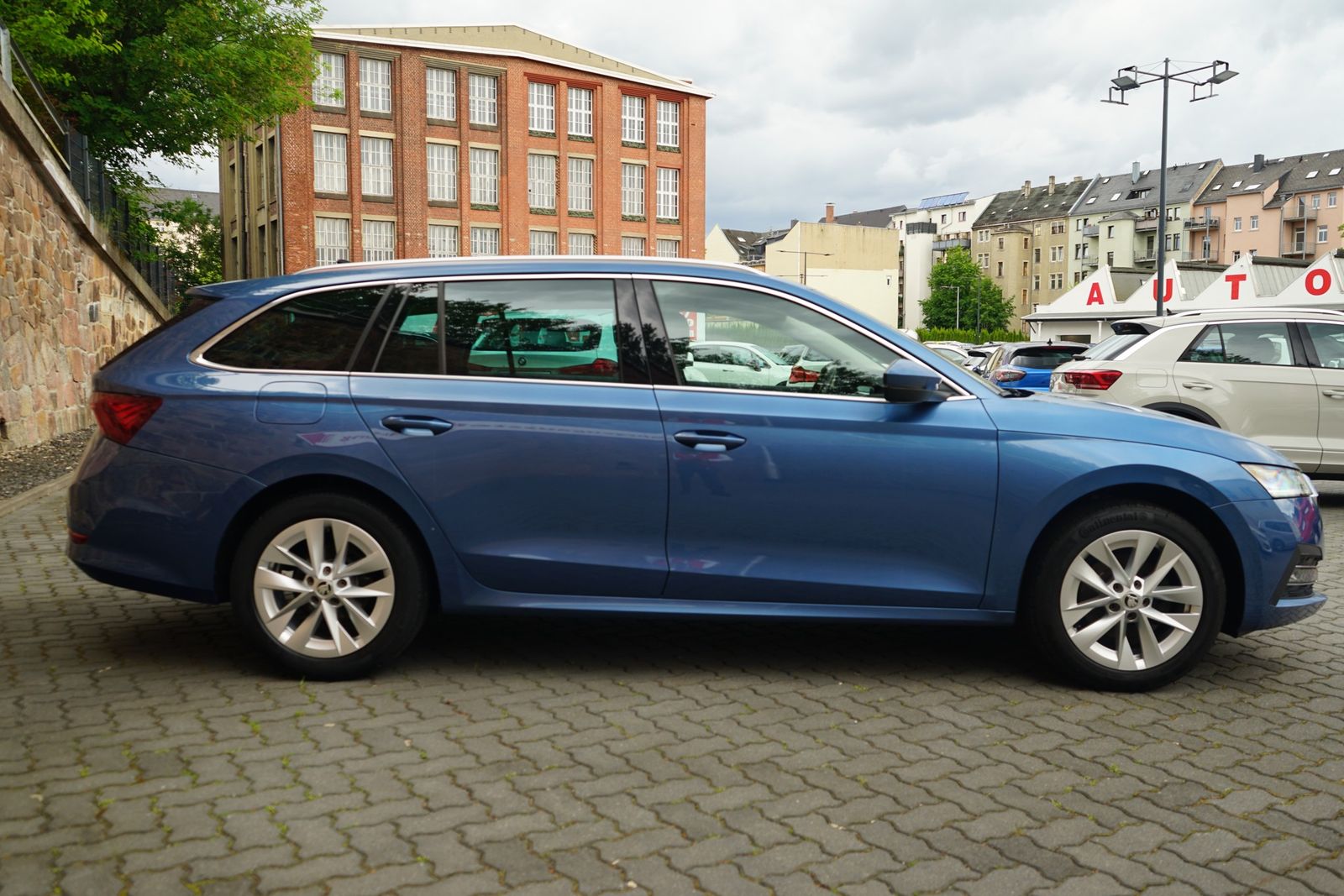 Skoda Octavia Combi 1.5 TSI First Edition LED Navi PDC foto 7