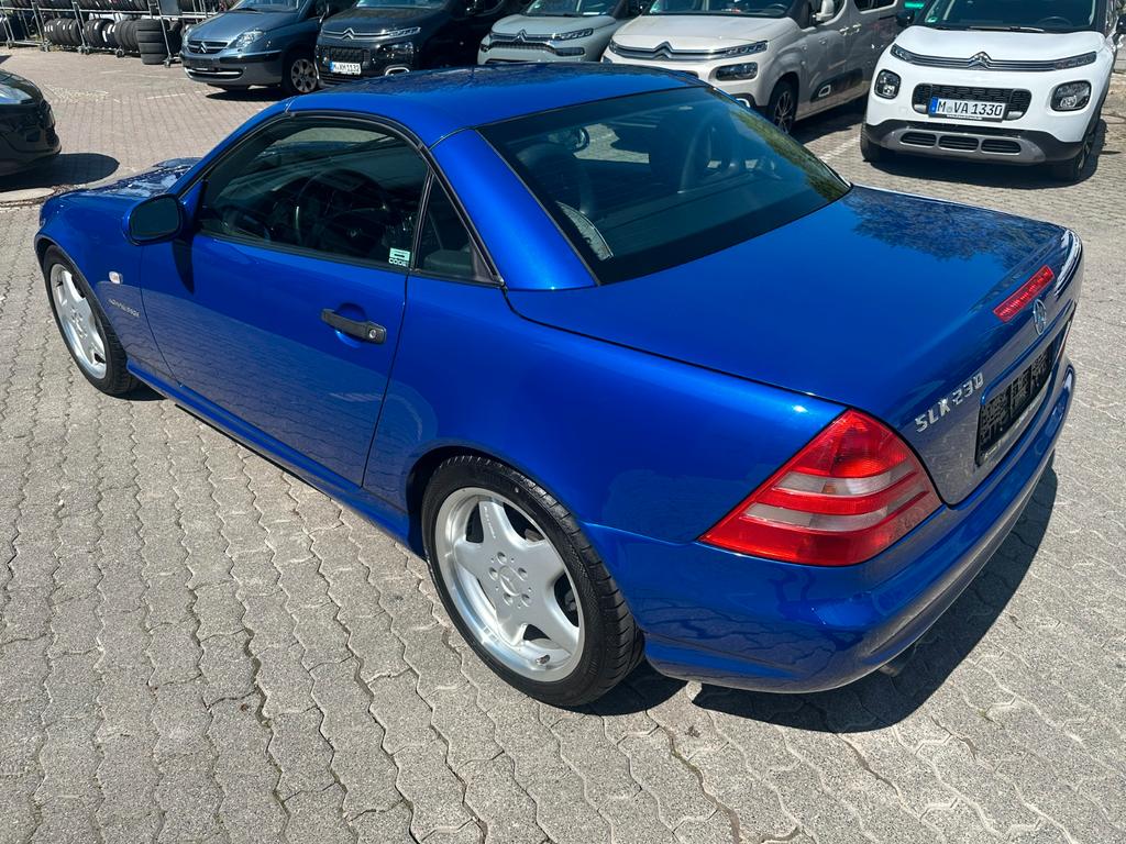 Mercedes-Benz SLK 230