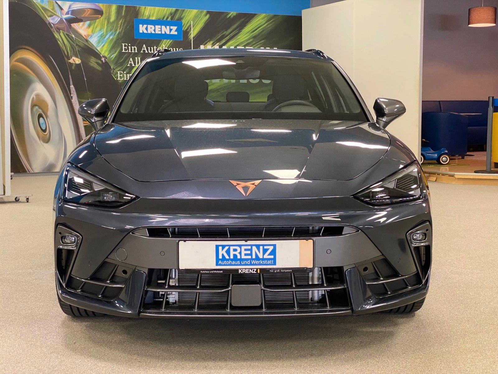 Fahrzeugabbildung CUPRA Leon ST 1.5 eTSI DSG FACELIFT MHEV+5 J. GARANTIE