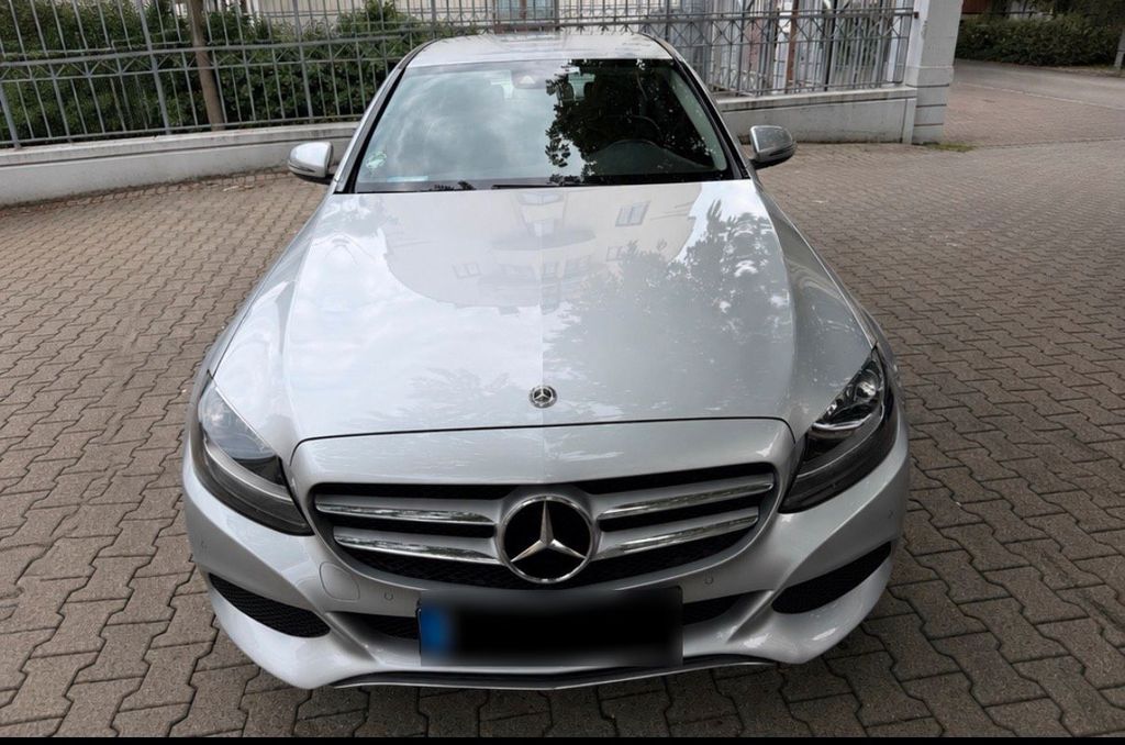 Image of Mercedes-Benz 220