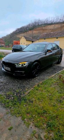 BMW BMW 320d LCI Automatik LED Leder 19 Zoll N...