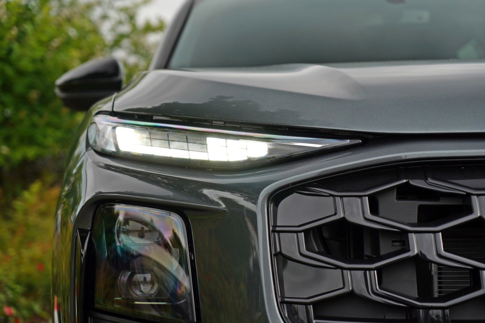 Audi Q3 SUV e-hybrid AHK S-LINE PANO TECH PRO MATRIX foto 4