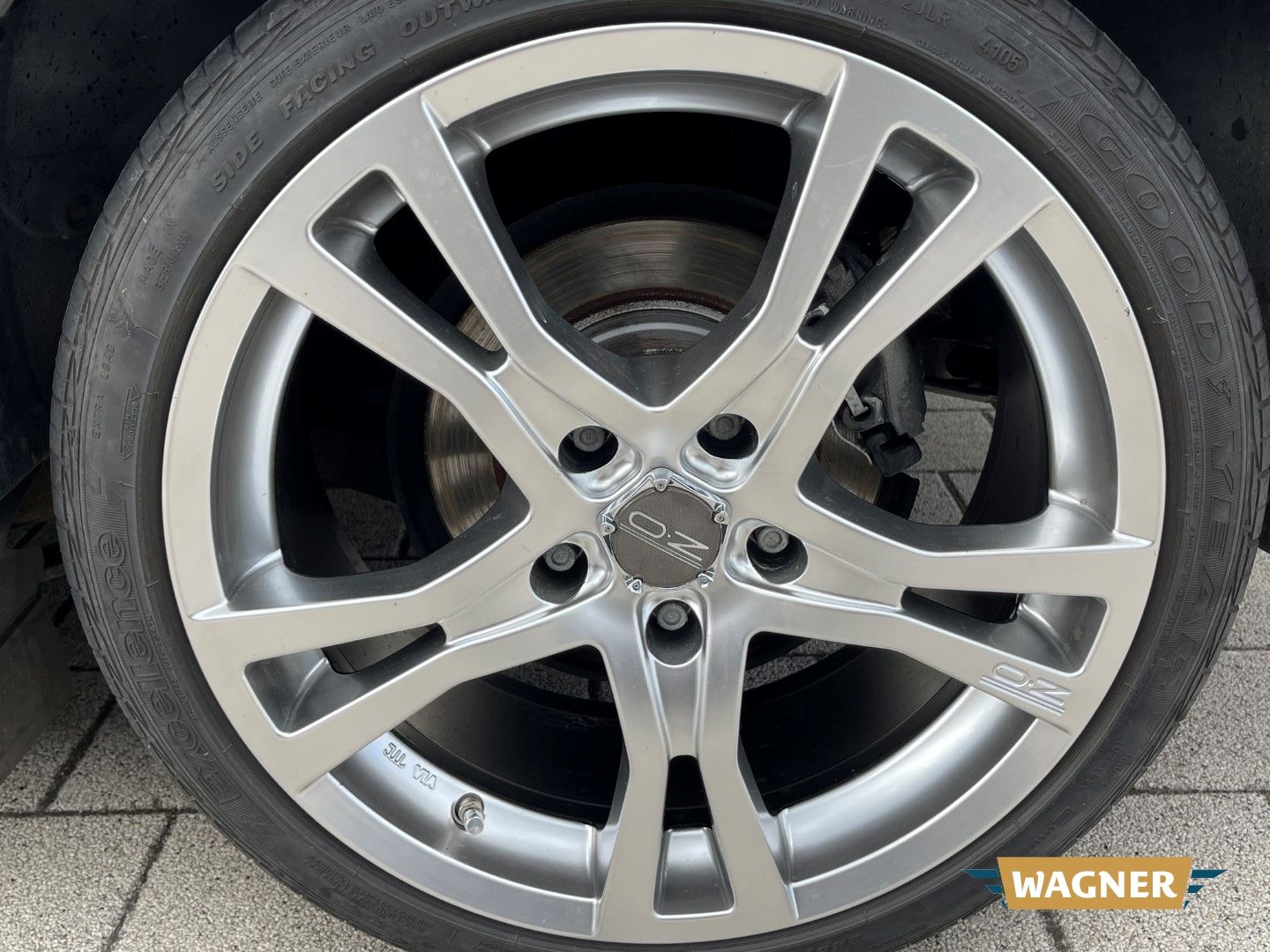 Fahrzeugabbildung BMW Z4 2.0i Roadster Klima SHZ 2-Hand Top Zustand