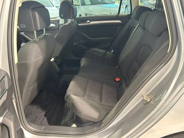 Volkswagen Passat Variant - 10
