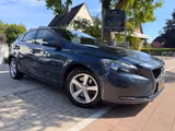 Volvo V40 MIT NEUEM TÜV + INSPEKTION/GARANTIE/AUTOMATI - Volvo V40 aus 2017