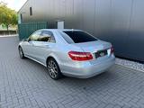 Mercedes-Benz E 220 E -Klasse Lim. E 220 CDI BlueEfficiency - Mercedes-Benz E 220 aus 2009: Cdi