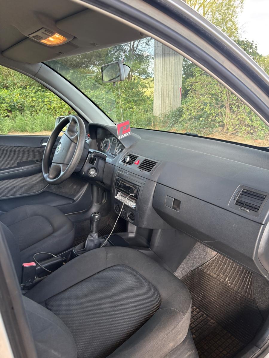 Skoda Fabia 2005 — photo 10