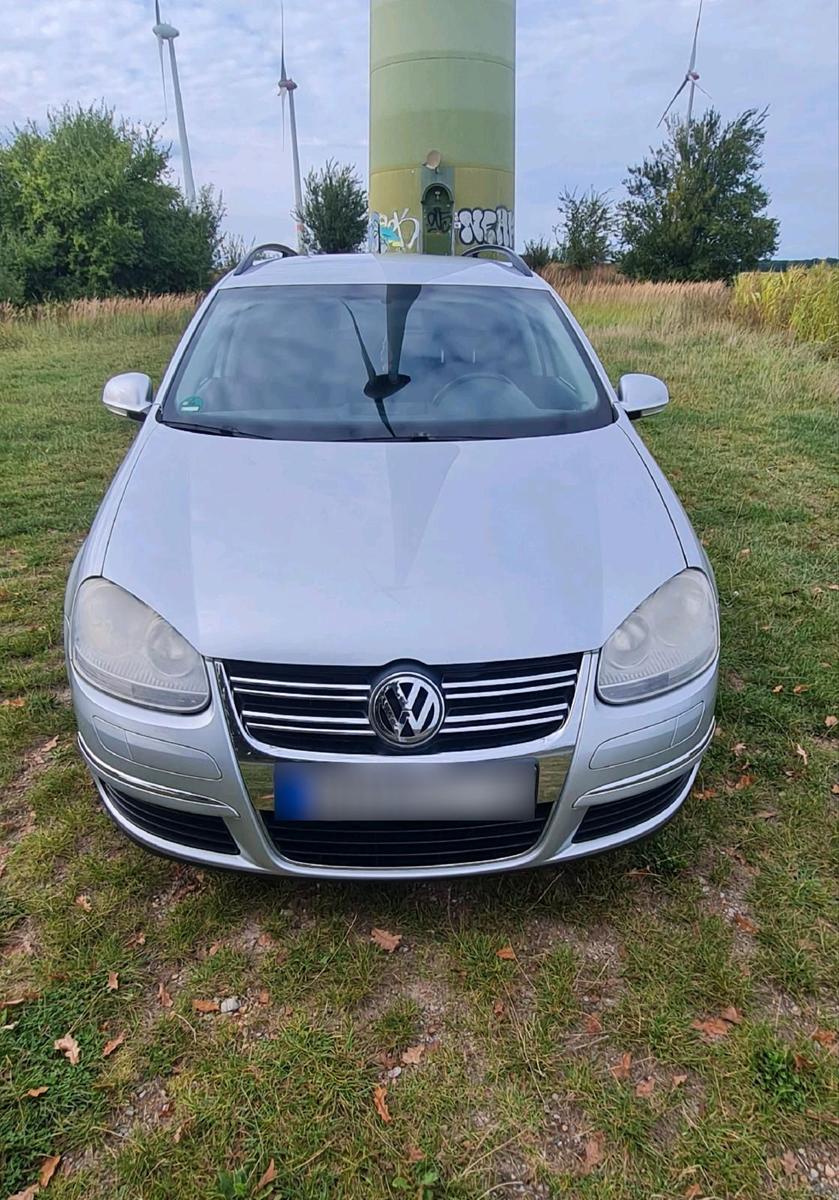 Volkswagen Golf 2007 — interior