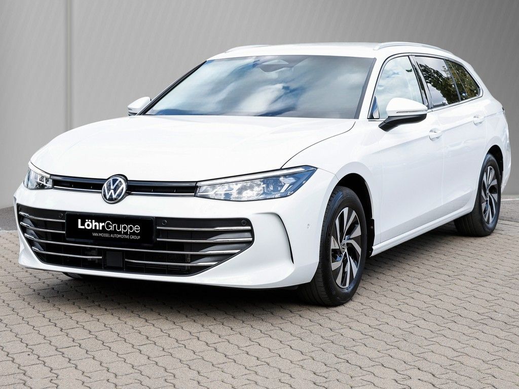 Volkswagen Passat Variant 1.5 eTSI DSG AHK, Kamera, Sitzhei imagem 2