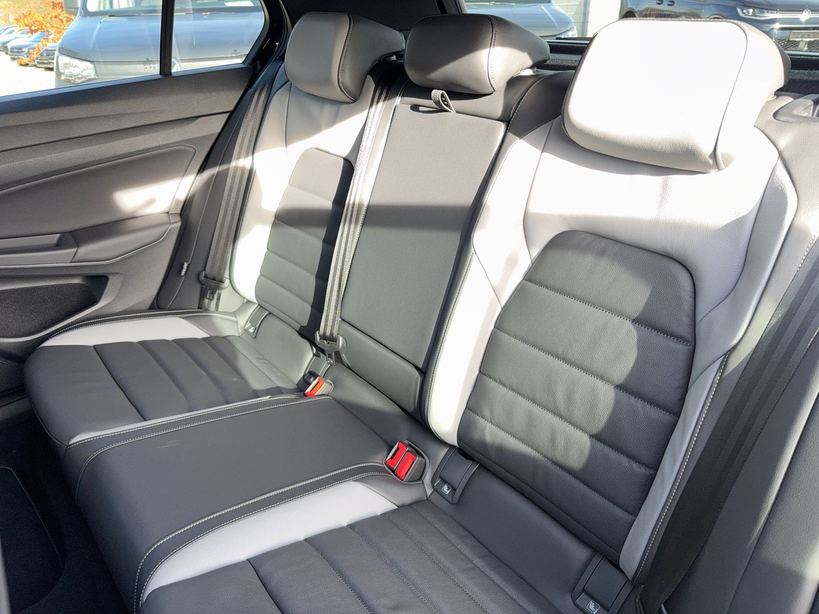 Volkswagen Golf - Bild 14