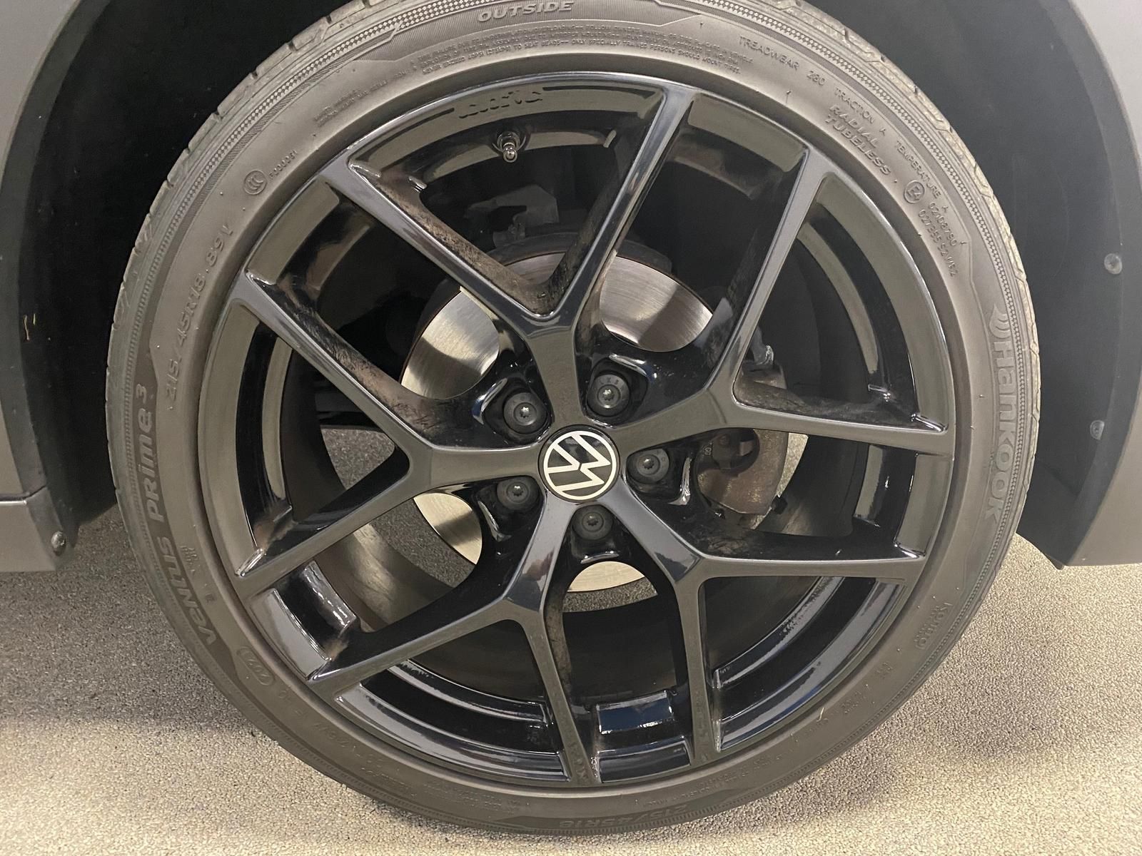 Fahrzeugabbildung Volkswagen T-Cross 1.5 TSI DSG Style R-Line+ACC+RFK+APP+LED