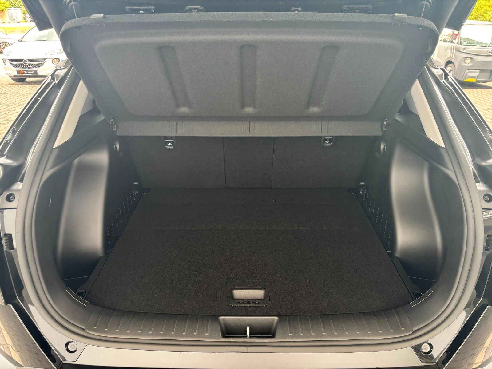 Fahrzeugabbildung Hyundai Kona Prime 1.6l Navi/SHZ/360°!