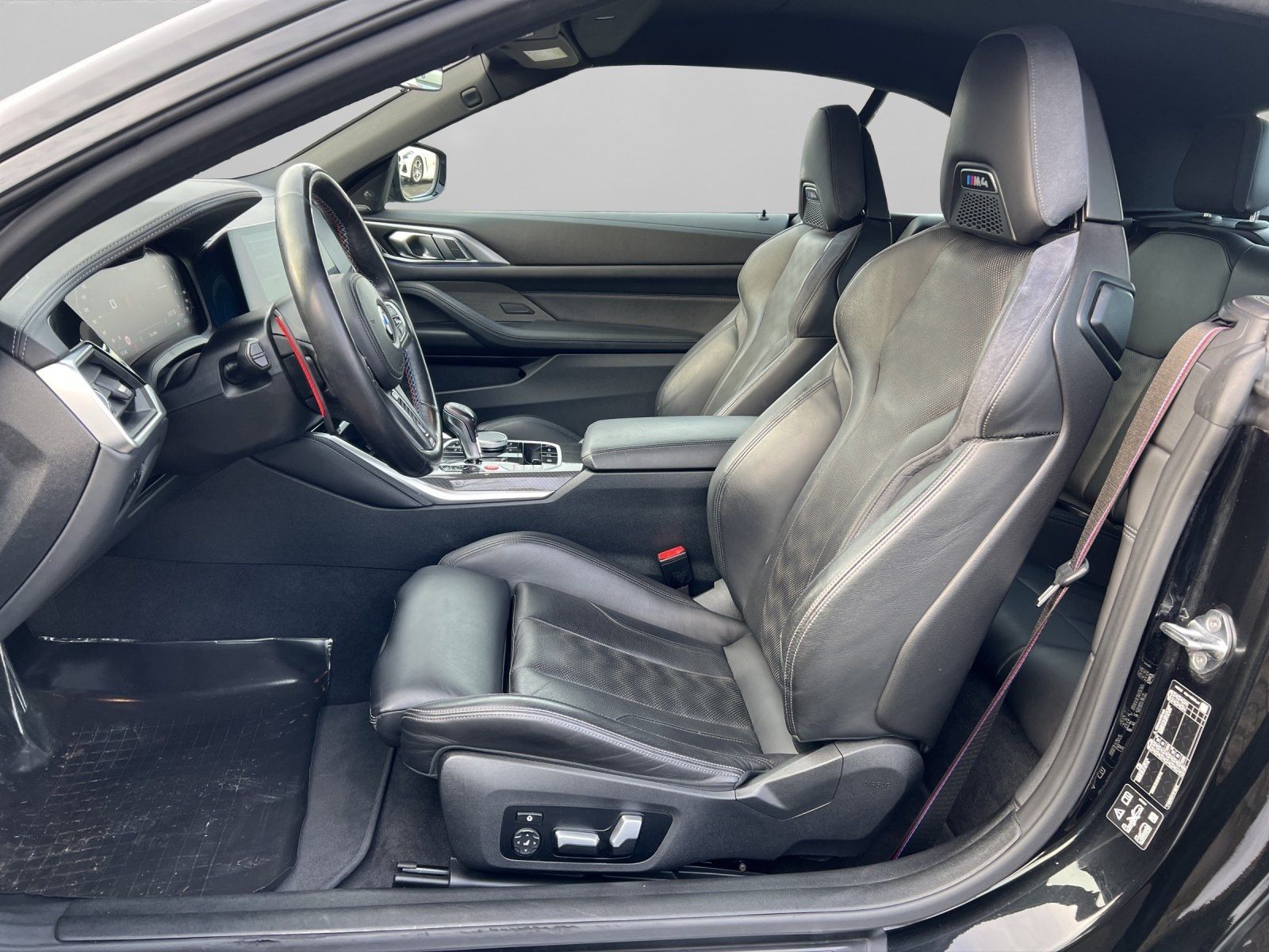 BMW M4 Competition M xDrive Cabrio COMPETITION Head- foto 7