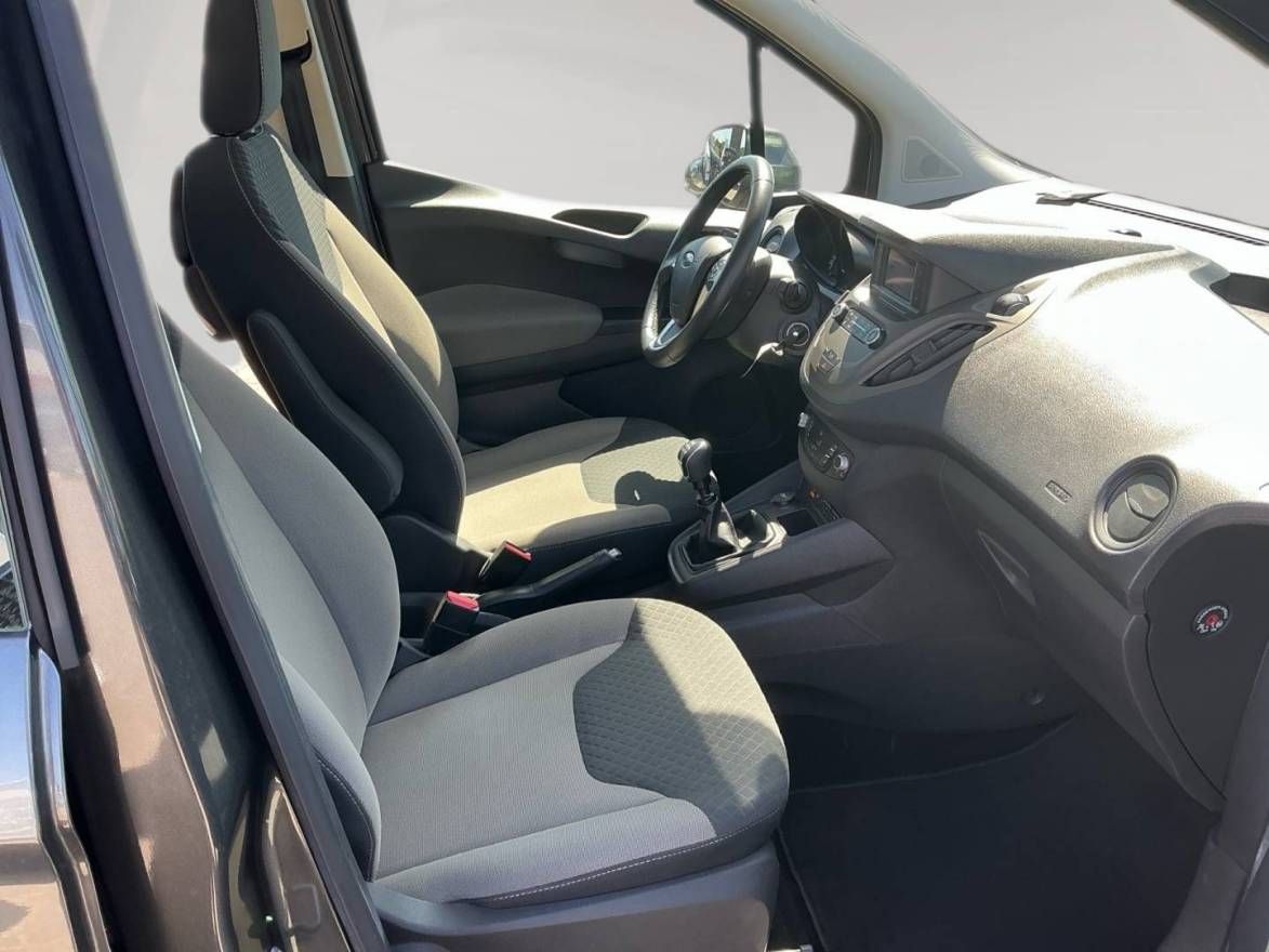 Fahrzeugabbildung Ford TOURNEO COURIER EcoBoost 1.0