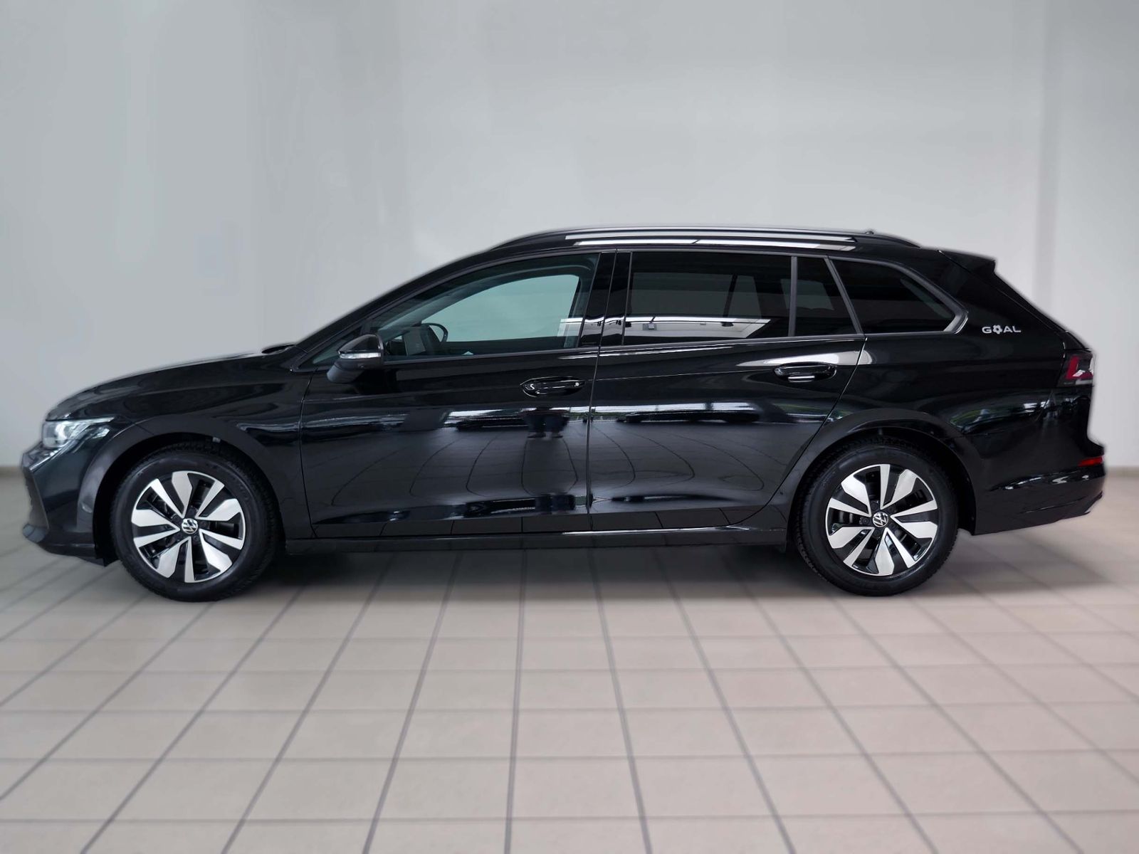 Fahrzeugabbildung Volkswagen Golf VIII Variant GOAL 2.0 TDI | LED AHK RFK ACC