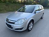 Opel Astra Caravan 1.6 Twinport 77kW - - Opel Astra aus 2008: 1.7