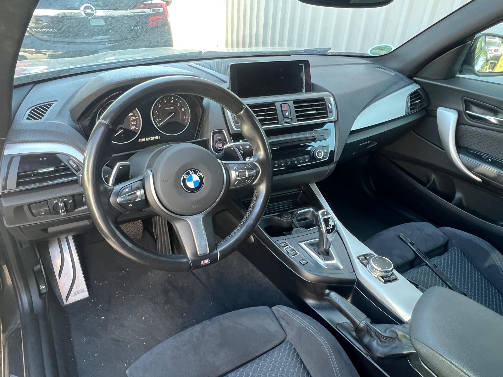 BMW M235 I COUPE M PERFORMANCE / NAVIPROF / LED / HIFI / 18 | 326 ch | BVA | PACK SPORT | VOLANT EN CUIR