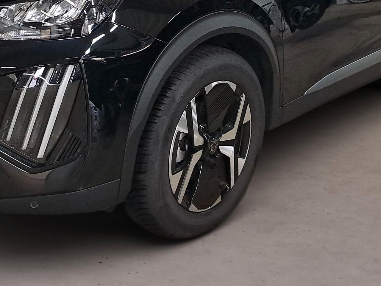 Peugeot 2008 Allure Hybrid e-DSC Automatik imagem 3