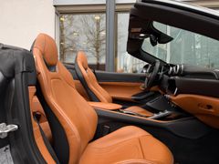 FERRARI Portofino / ADAPTIVE HEADLIGHTS / MAGNERIDE FERRARI Portofino / ADAPTIVE HEADLIGHTS / MAGNERIDE