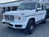 Mercedes-Benz G 350d Exclusive Interieur/BURMESTER/STANDHZG - : Weiß, mit Klimaautomatik