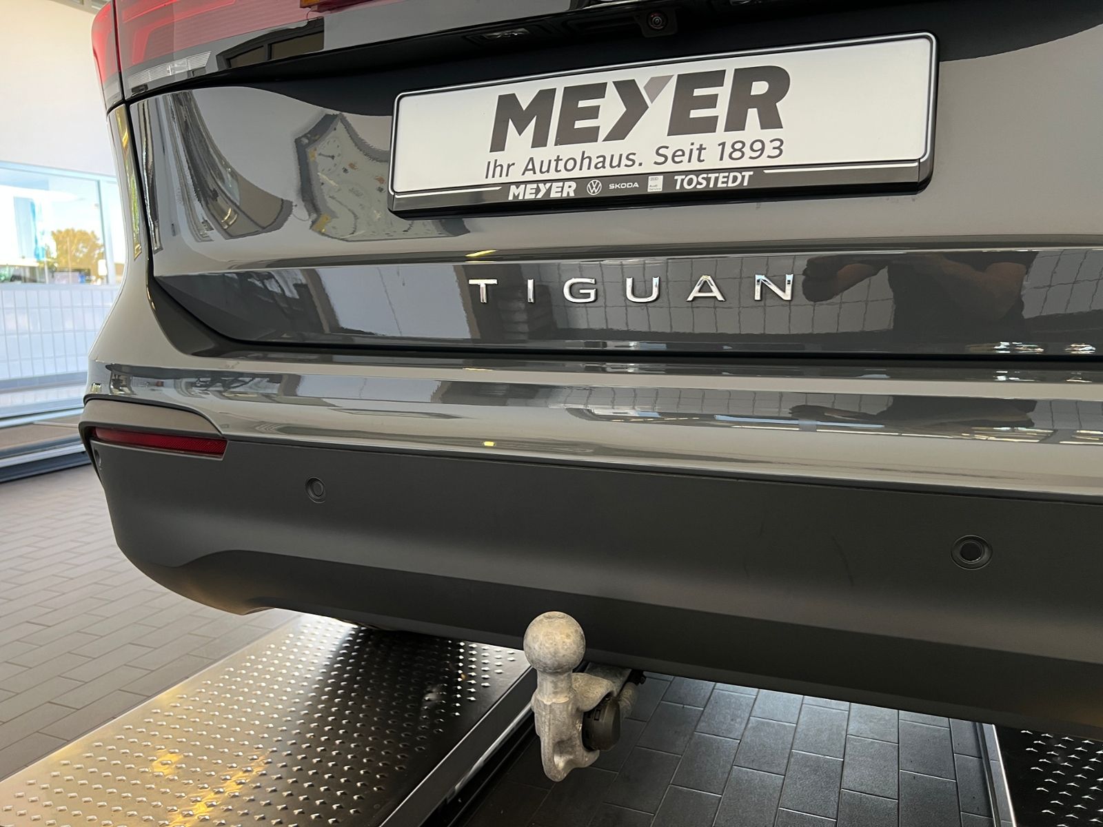 Fahrzeugabbildung Volkswagen Tiguan GOAL 1.5 eTSI DSG *Garantie,AHK,LED,ACC,K