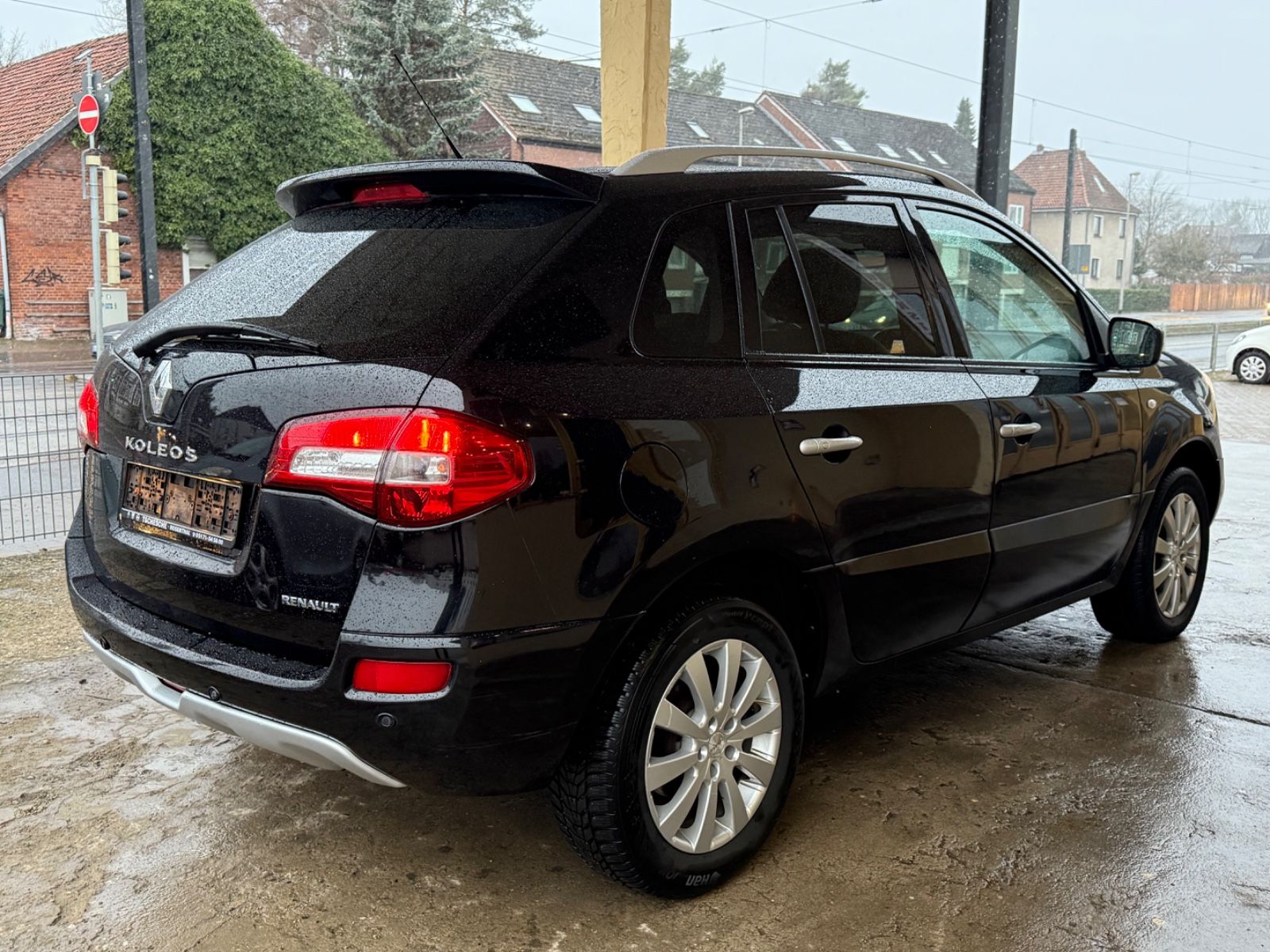 Koleos 4×4 Automatik|Pano|Sitzheizung|Ahk|