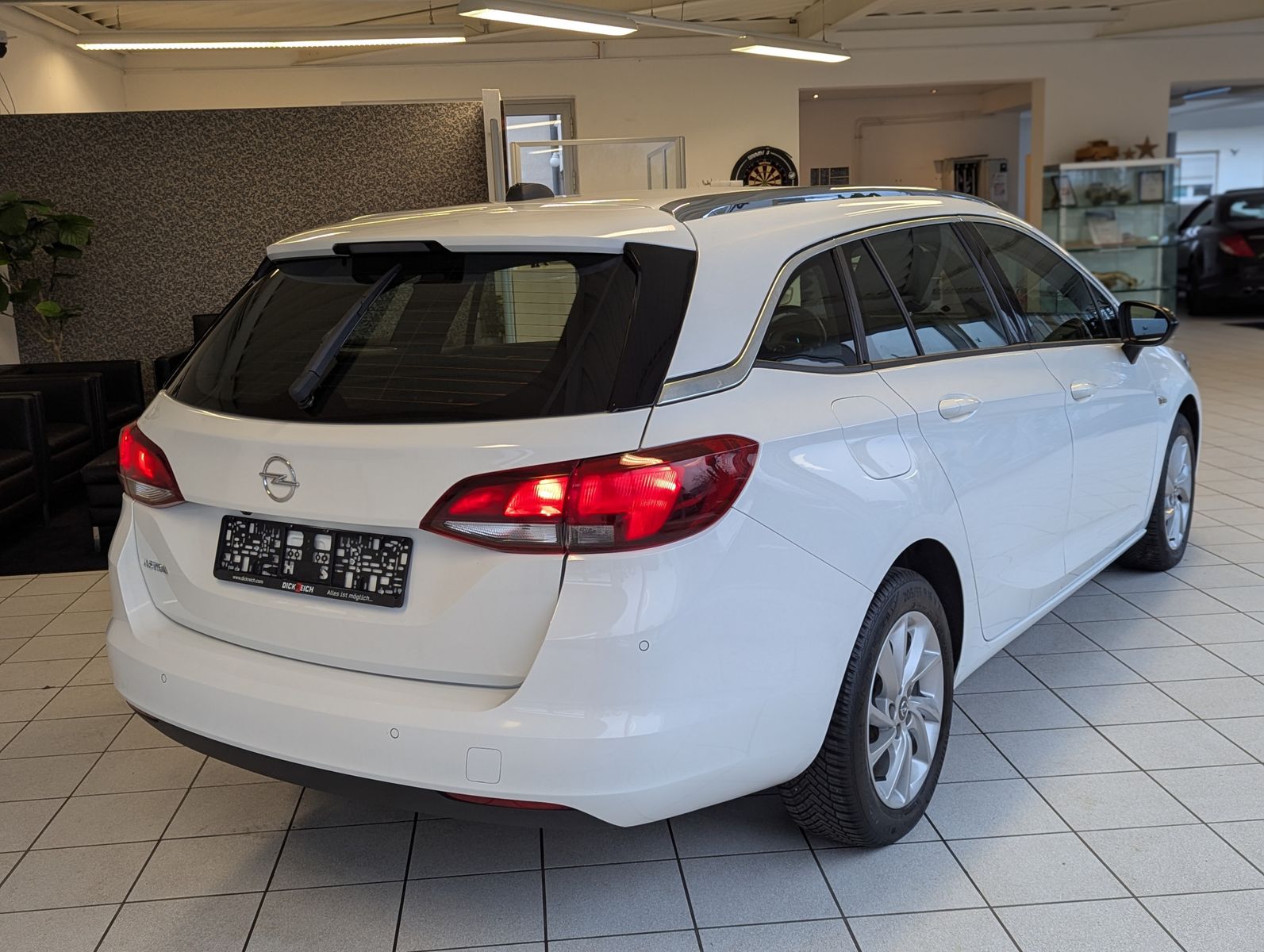 OPEL Astra 1.5 CDTI Aut. Elegance Navi LED Kamera - Image 7