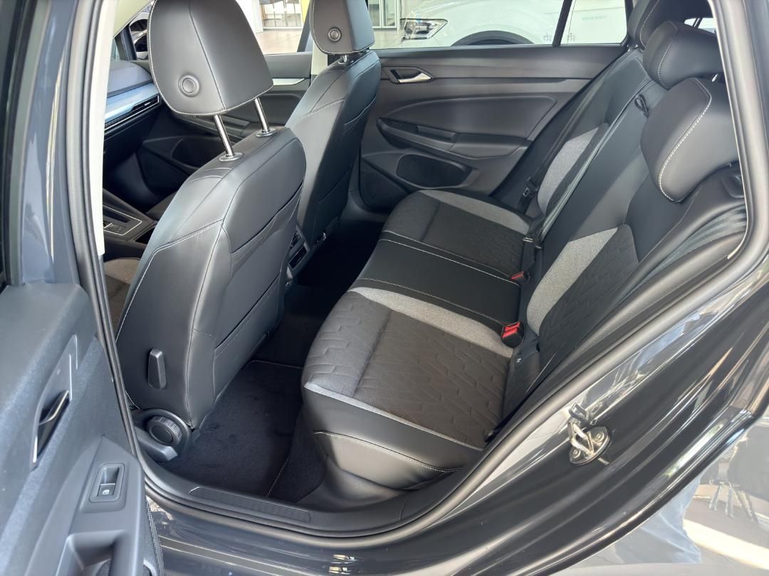 Fahrzeugabbildung Volkswagen Golf Variant Goal Goal.AHK.RFK.Plus Paket.Discov