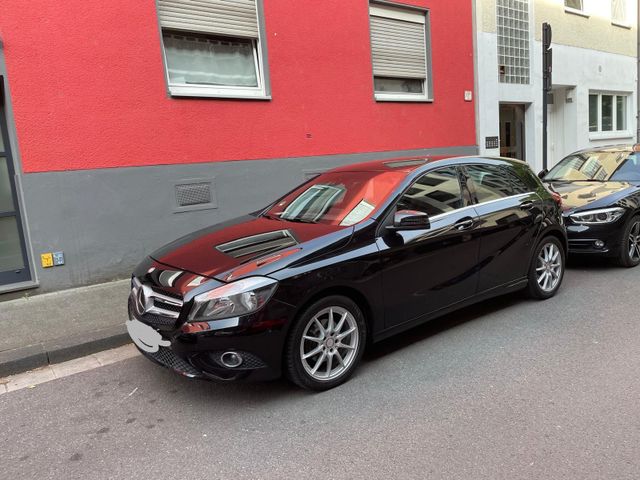 MERCEDES-BENZ A 180 CDI -