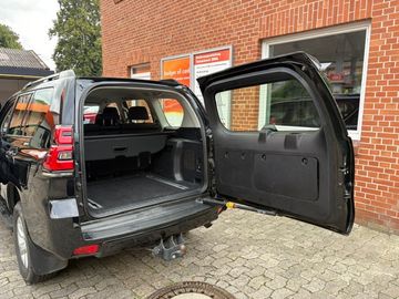 Toyota Land Cruiser - 8