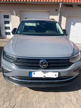 Volkswagen Tiguan 1.5 TSI Winterpaket mit Massagesitzen - Volkswagen Tiguan: W