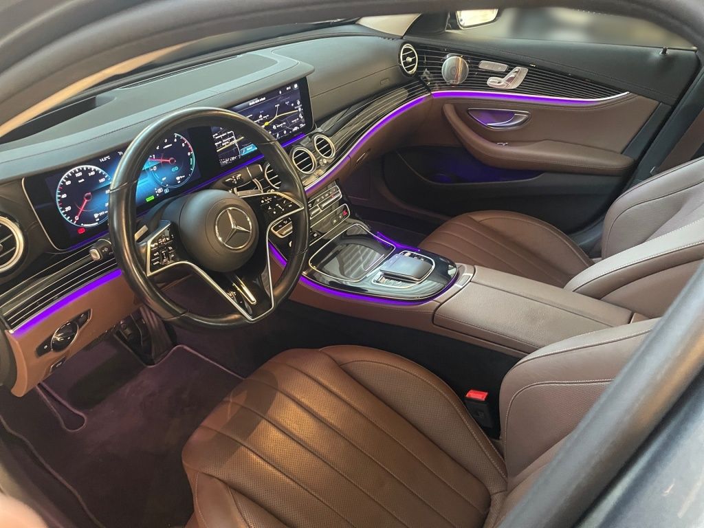 Fahrzeugabbildung Mercedes-Benz E 300 deT 4M AMG Totwi. AHK HUD Sitzklima Burm.