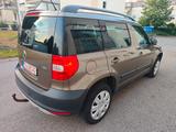 Skoda Yeti Easy*4X4 ALLRAD*TÜV*ALU*KLIMA*EURO 5*1 HAND - Skoda Yeti: Eu