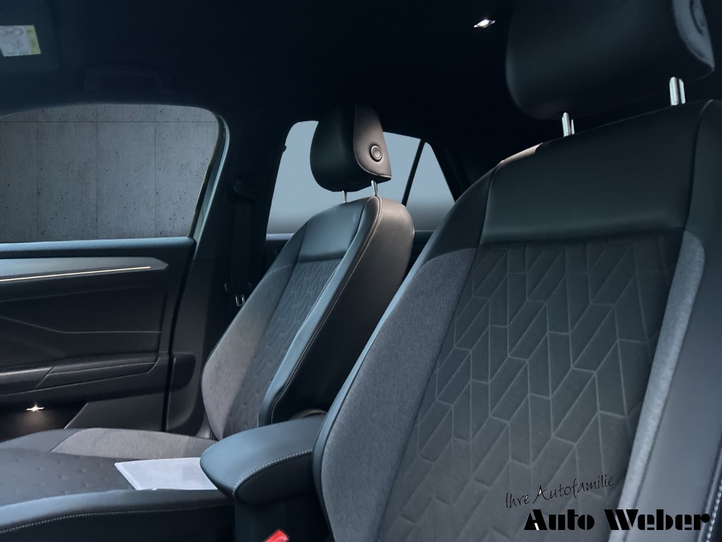 Volkswagen T-Roc - Bild 17