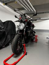 Ducati Monster 1200 R - gebrauchte Motorräder in Braunschweig