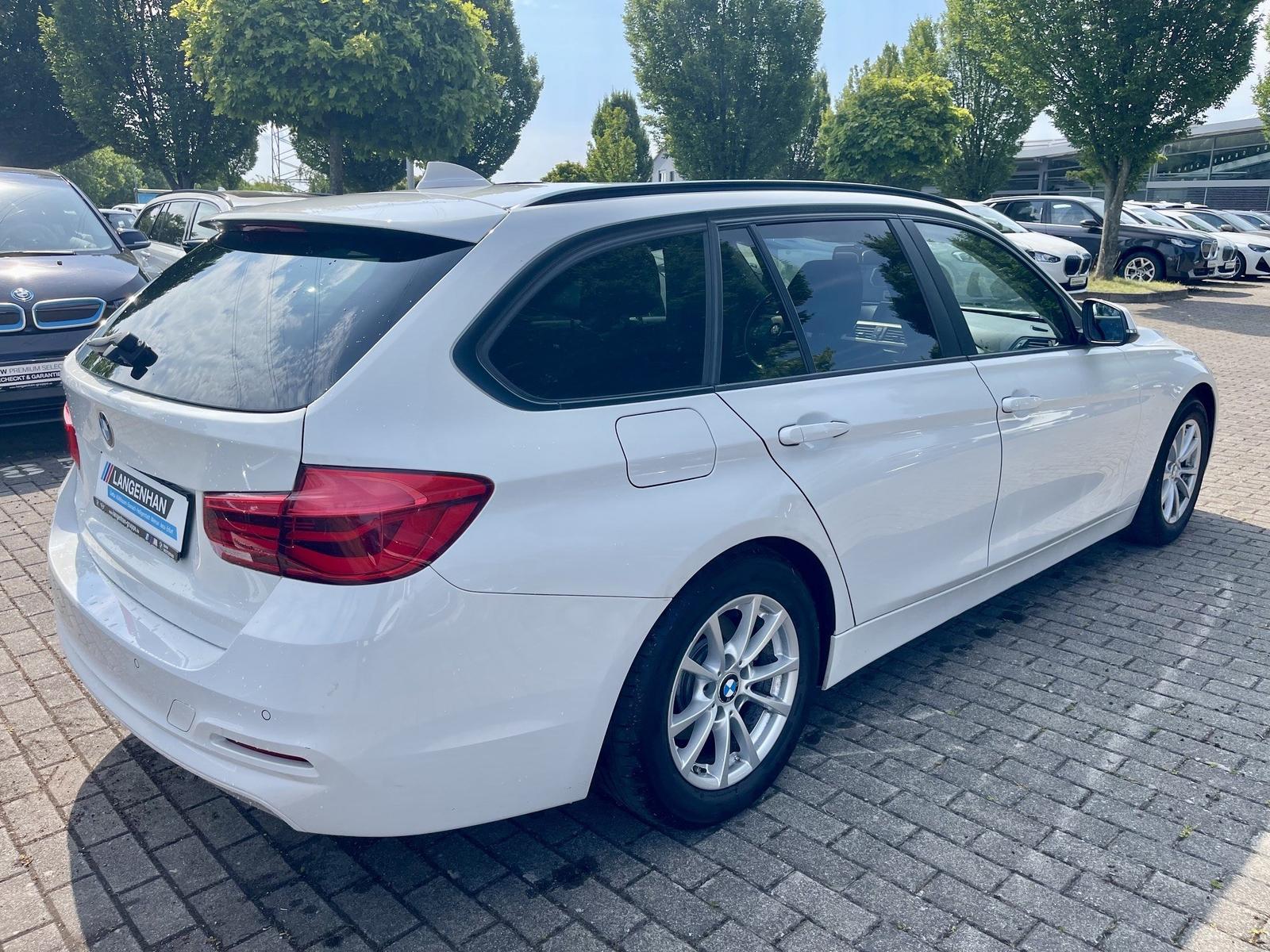 BMW 318i Touring Advantage LED AHK Navi Bus. Komfort