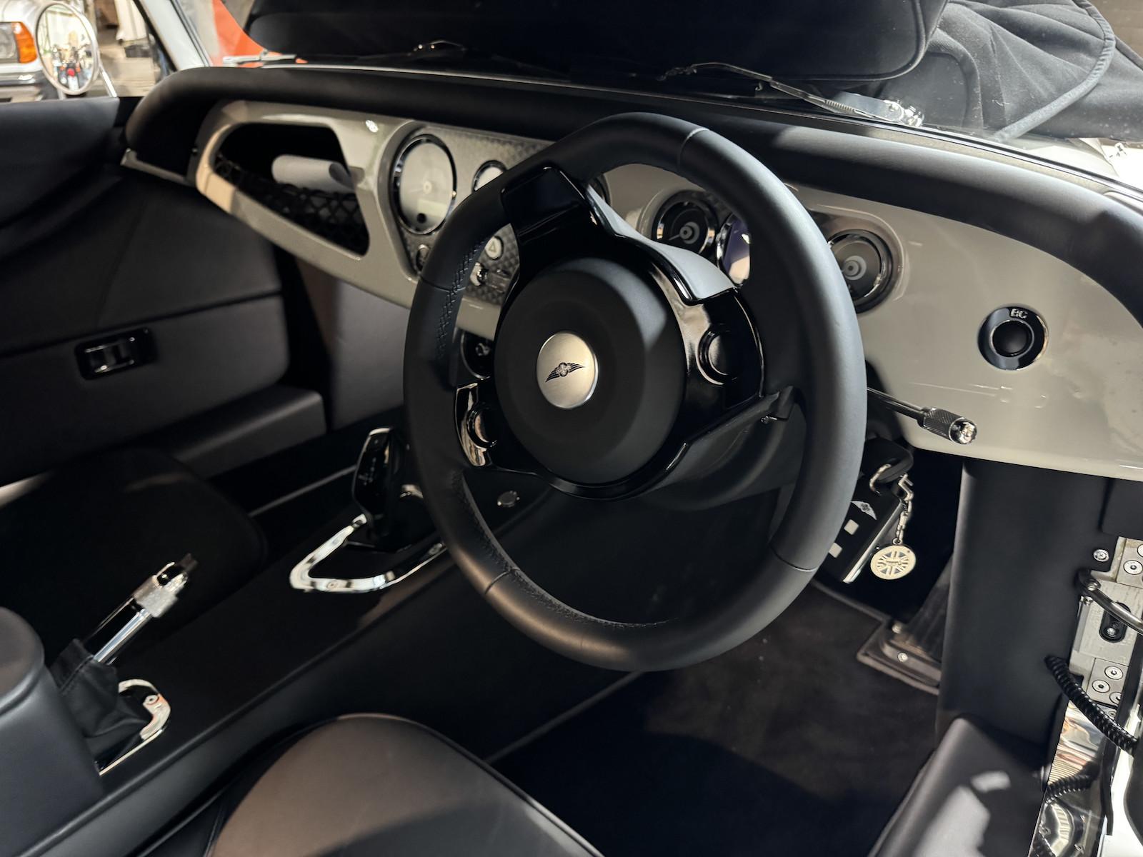 Morgan Plus Six 007 SPECTRE SPEKTAKULÄR RHD 666 KM HARD