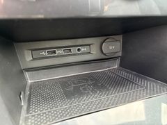 Fahrzeugabbildung Volkswagen Tiguan Highline 2.0 TDI 4MOTION PANO*360°*NAVI!!