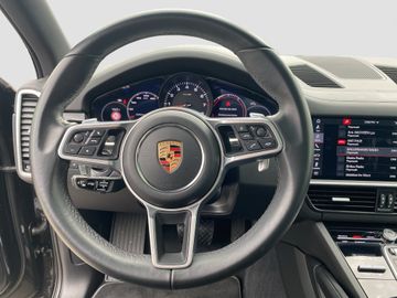 Porsche Cayenne - 12