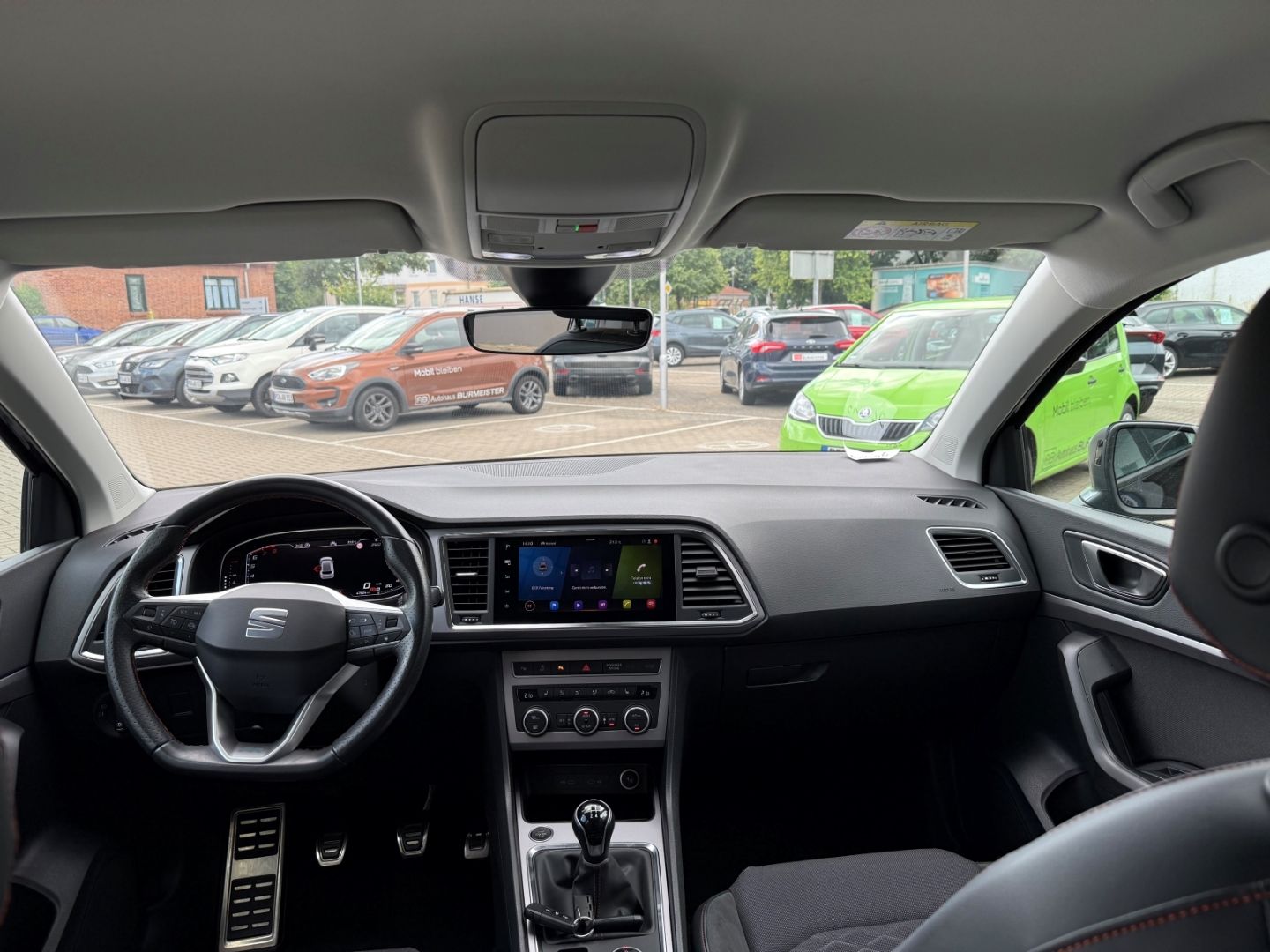 Fahrzeugabbildung SEAT Ateca 1,5 TSI FR LED AHK Navi RFK GJR TWA VZE Te
