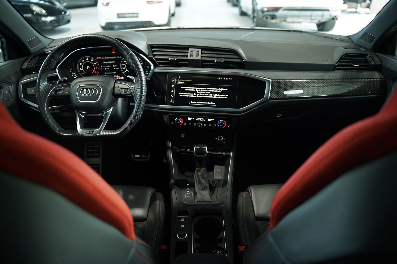Audi Rsq3