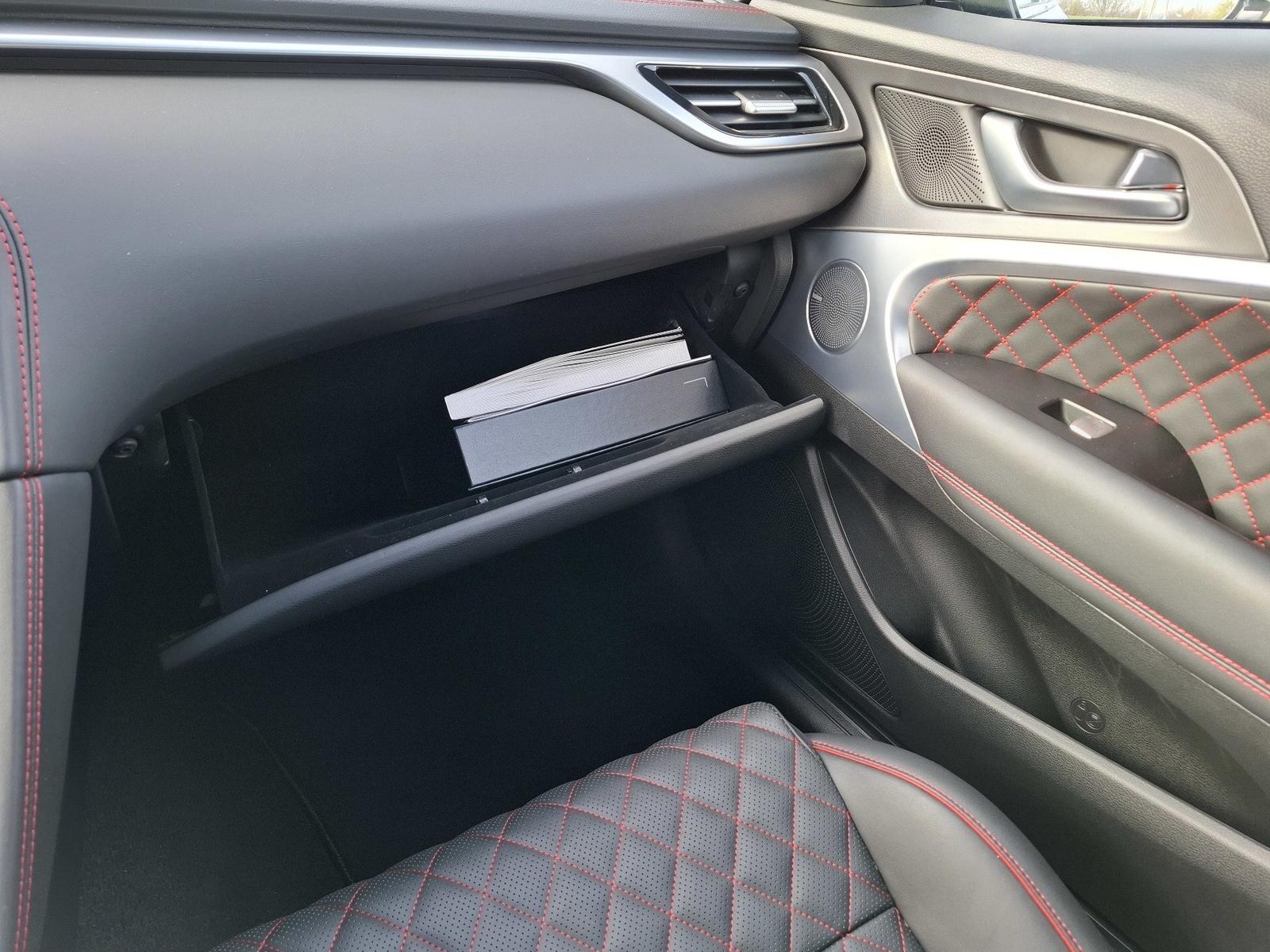Genesis G70 GX8 Shooting Brake 2.0T AWD Sport