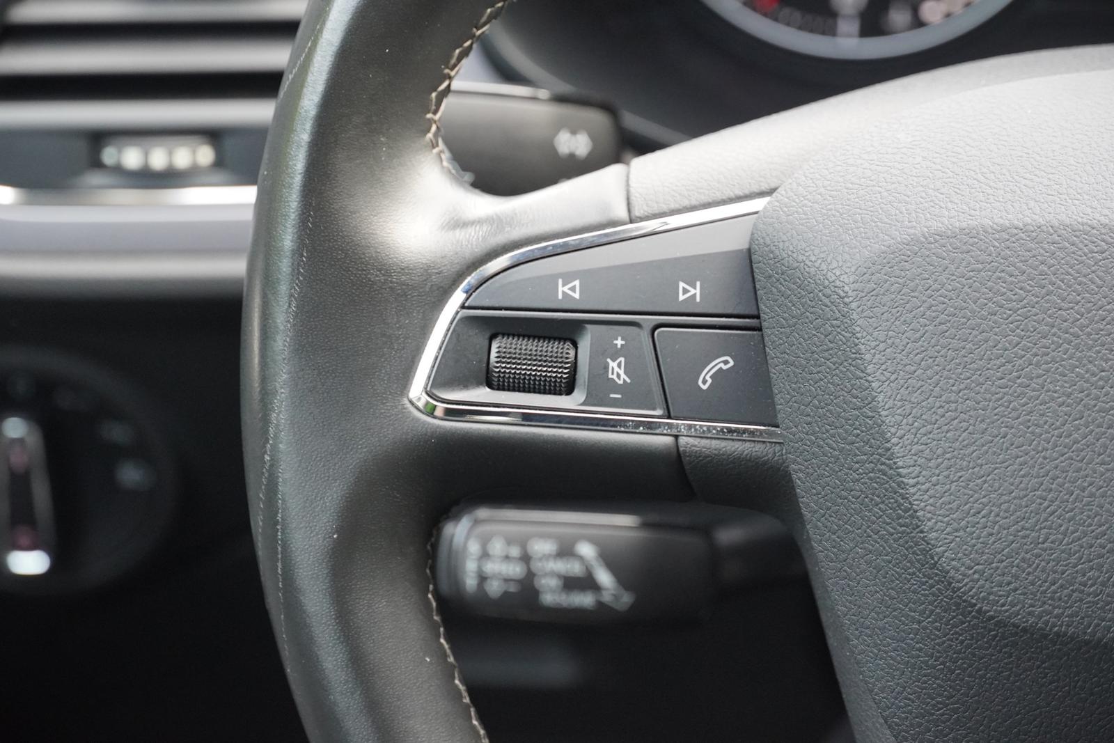Seat Leon 1.4 TSI Xcellence LED Navi Tempomat PDC