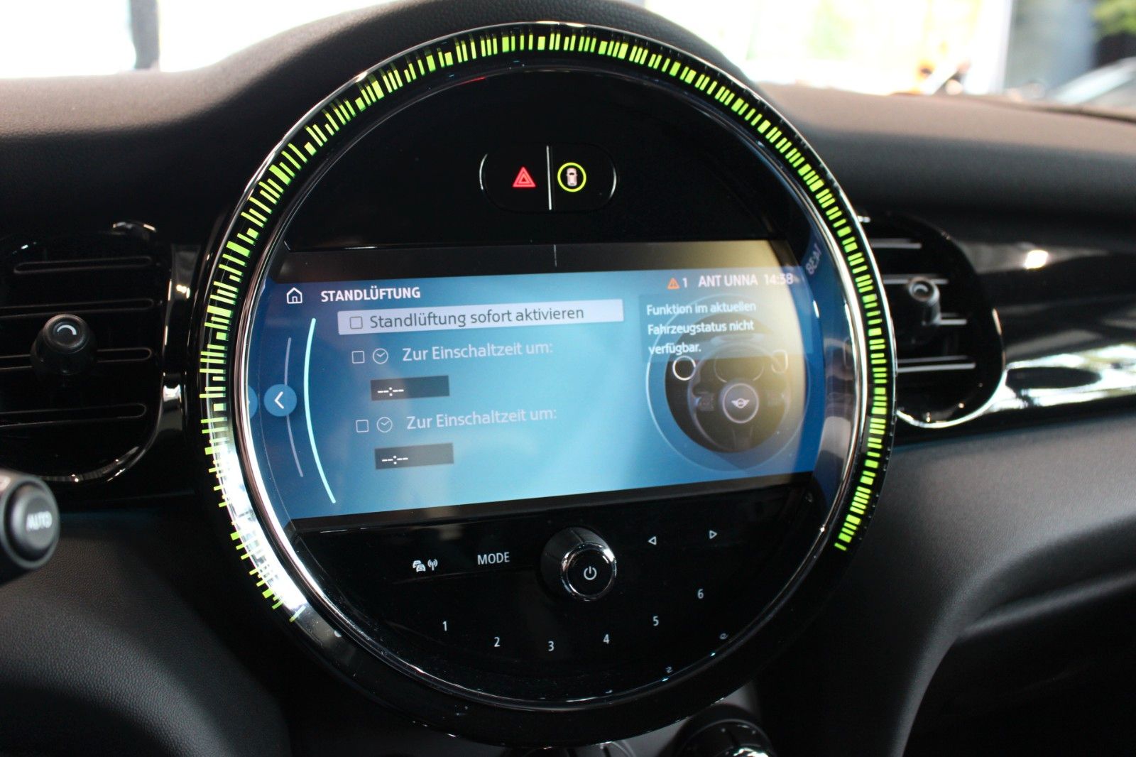 Fahrzeugabbildung MINI John Cooper Works Trim R.Kamera+Navi+AppleCar